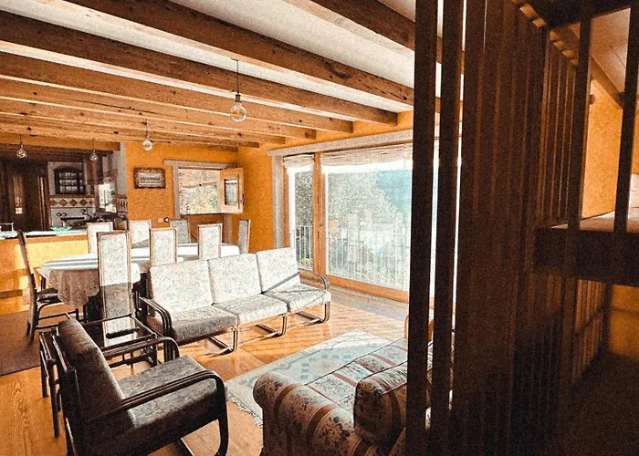 Aguilhoes River House Ferienhaus *