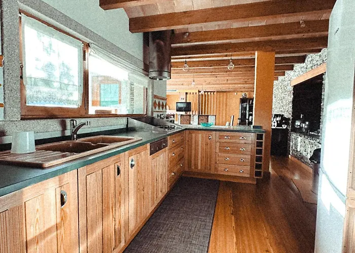 Aguilhoes River House