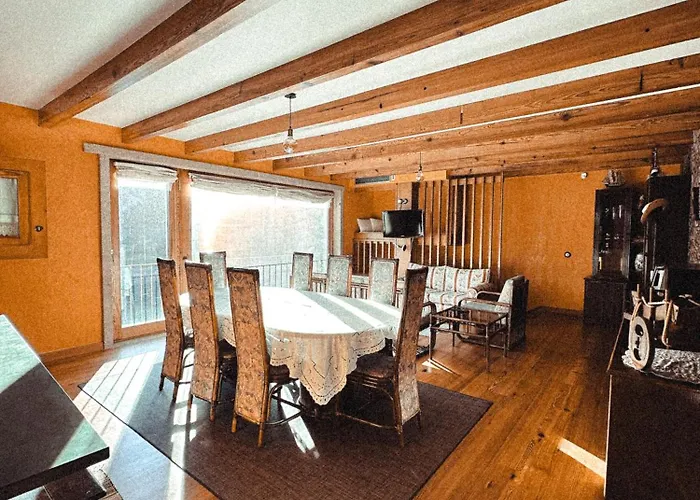 Aguilhões River House